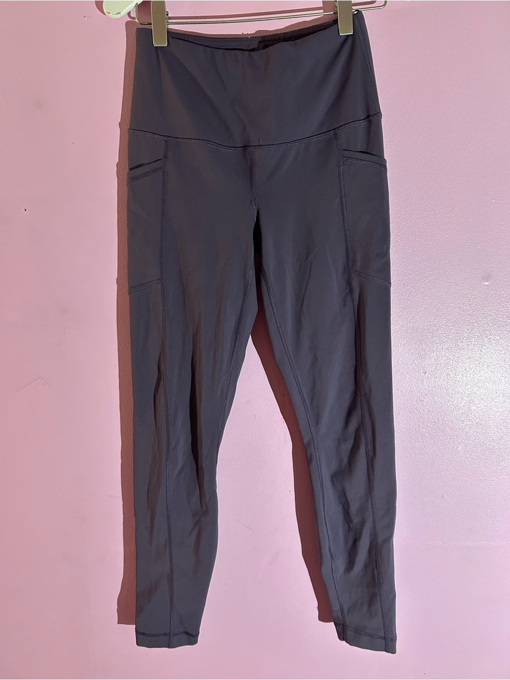Reflex 90 Degree Performance Leggings in Deep Plum